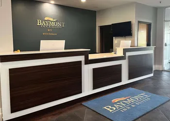 Baymont by Wyndham Indianapolis Northeast hotel thumbnail 2