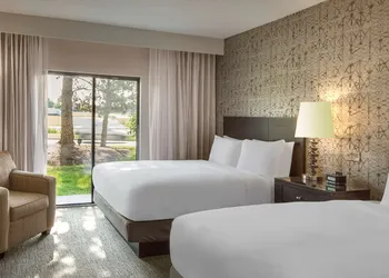 DoubleTree by Hilton Hotel Chicago Wood Dale - Elk Grove hotel thumbnail 8