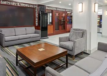Holiday Inn Chicago Oakbrook by IHG hotel thumbnail 2