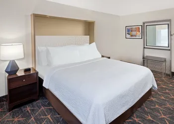 Holiday Inn Chicago Oakbrook by IHG hotel thumbnail 7