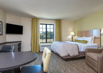 Candlewood Suites Bloomington by IHG hotel thumbnail 6