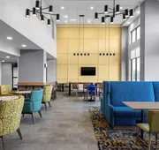 Hampton Inn & Suites Moline-Quad City Int'l Aprt hotel detail image 4