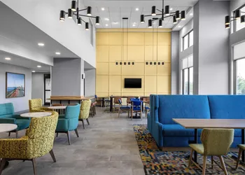 Hampton Inn & Suites Moline-Quad City Int'l Aprt hotel thumbnail 4