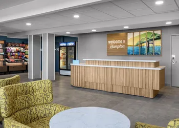 Hampton Inn & Suites Moline-Quad City Int'l Aprt hotel thumbnail 5
