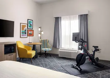 Hampton Inn & Suites Moline-Quad City Int'l Aprt hotel thumbnail 6
