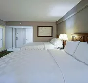 Holiday Inn Manhattan at the Campus by IHG hotel detail image 3