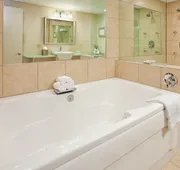 Holiday Inn Manhattan at the Campus by IHG hotel detail image 5