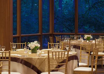 Hyatt Lodge Oak Brook Chicago hotel thumbnail 2