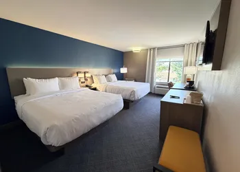 Comfort Inn Evansville East hotel thumbnail 6