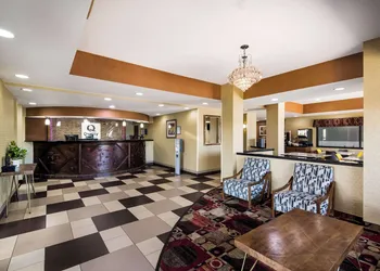Quality Inn Des Moines North hotel thumbnail 3