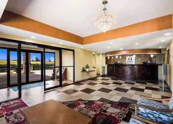Quality Inn Des Moines North hotel thumbnail 4