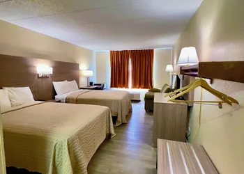 Econo Lodge Willowbrook hotel thumbnail 2