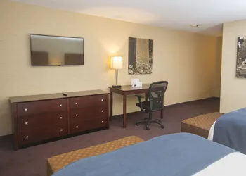 Ivy Court Inn & Suites hotel thumbnail 6