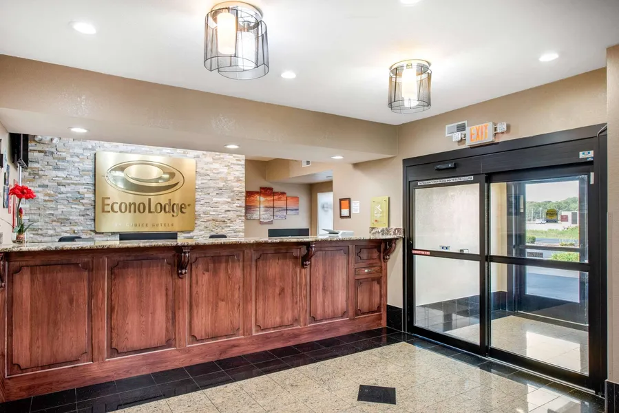Econo Lodge Shelbyville North hotel detail image 2