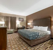 Econo Lodge Shelbyville North hotel detail image 3