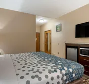 Econo Lodge Shelbyville North hotel detail image 7