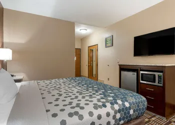Econo Lodge Shelbyville North hotel thumbnail 7