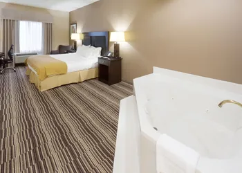 Holiday Inn Express Hotel & Suites Burlington by IHG hotel thumbnail 4
