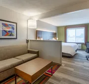 Holiday Inn Express Hotel & Suites Burlington by IHG hotel detail image 5