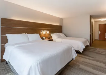 Holiday Inn Express Hotel & Suites Burlington by IHG hotel thumbnail 7