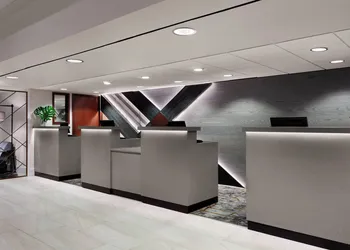 Des Moines Marriott Downtown hotel thumbnail 2