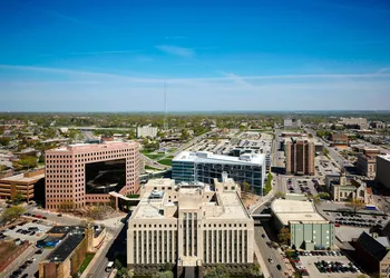 Des Moines Marriott Downtown hotel thumbnail 4