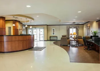 Comfort Suites Southport hotel thumbnail 2