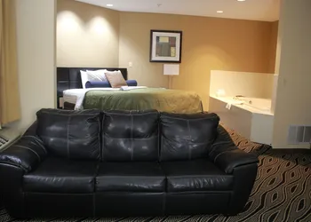 Quality Inn Merrillville hotel thumbnail 8
