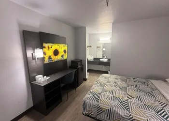 Motel 6 Des Moines, IA - North hotel thumbnail 7