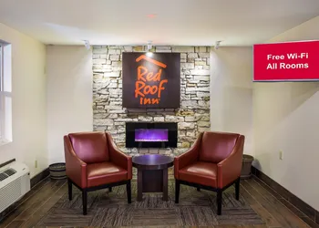 Red Roof Inn Richmond, IN hotel thumbnail 2