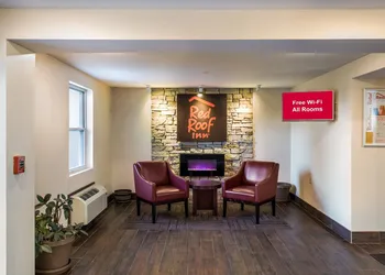 Red Roof Inn Richmond, IN hotel thumbnail 4