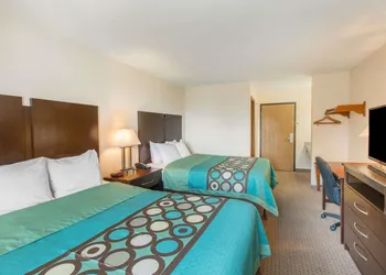 Super 8 by Wyndham Danville hotel thumbnail 4
