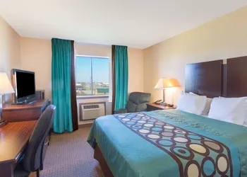 Super 8 by Wyndham Danville hotel thumbnail 7