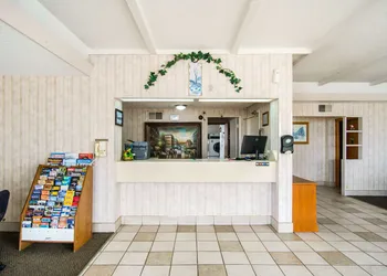 OYO Hotel Hutchinson KS West 4th Ave hotel thumbnail 3