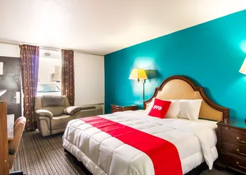 OYO Hotel Hutchinson KS West 4th Ave hotel thumbnail 5