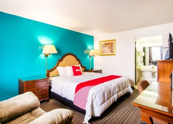 OYO Hotel Hutchinson KS West 4th Ave hotel thumbnail 7
