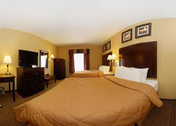 Quality Inn & Suites Lafayette hotel thumbnail 5