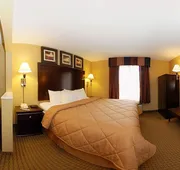 Quality Inn & Suites Lafayette hotel detail image 4