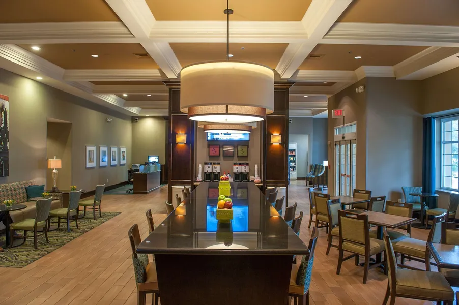 Hampton Inn & Suites New Orleans-Elmwood/Clearview Pkway, LA hotel detail image 2
