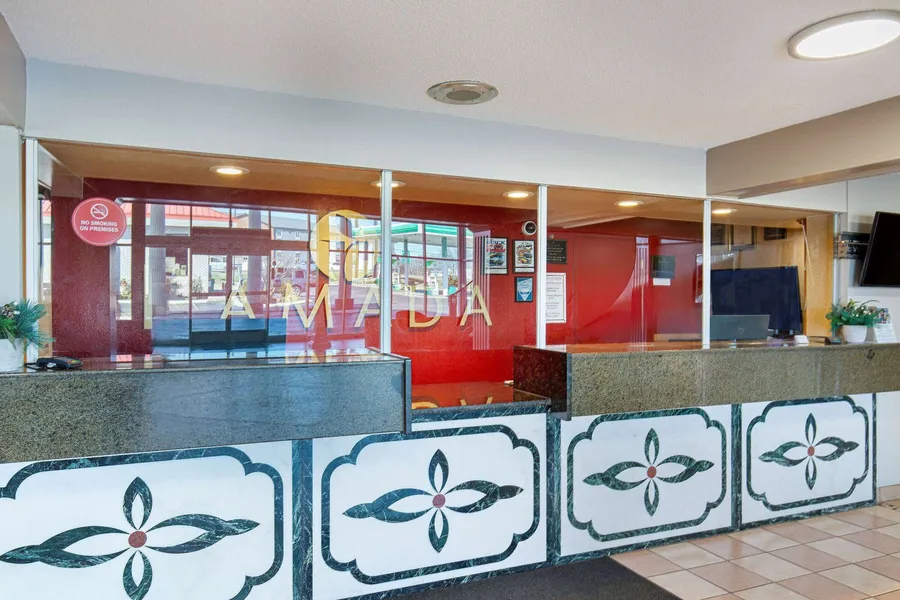 Ramada by Wyndham Bowling Green hotel detail image 2
