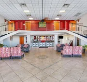 Ramada by Wyndham Bowling Green hotel detail image 3