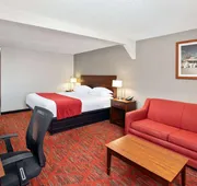 Ramada by Wyndham Bowling Green hotel detail image 5