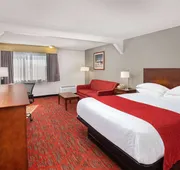 Ramada by Wyndham Bowling Green hotel detail image 7