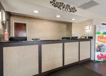 Quality Inn Georgetown North hotel thumbnail 2