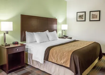 Comfort Inn Lexington South hotel thumbnail 6