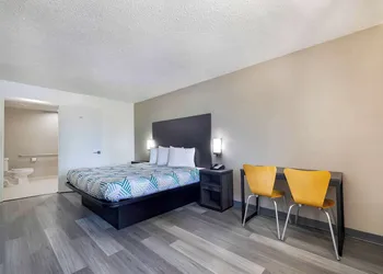 Motel 6 Lake Charles, LA hotel thumbnail 6