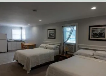 Beach Walk hotel thumbnail 3