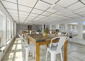 Mt Royal Motel hotel thumbnail 8