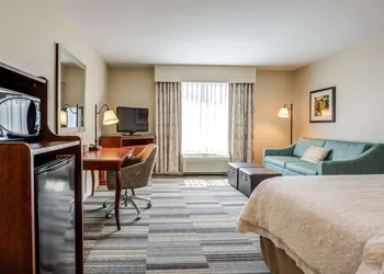Hampton Inn & Suites Westford-Chelmsford hotel thumbnail 7