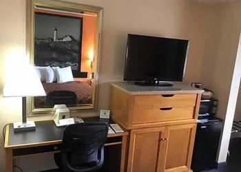 Quality Inn Sanford - Kennebunk hotel thumbnail 6